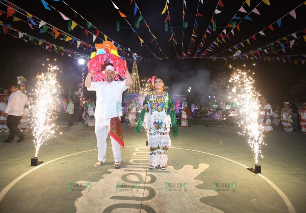 Vive Puerto Morelos tradicional Noche De Vaquería