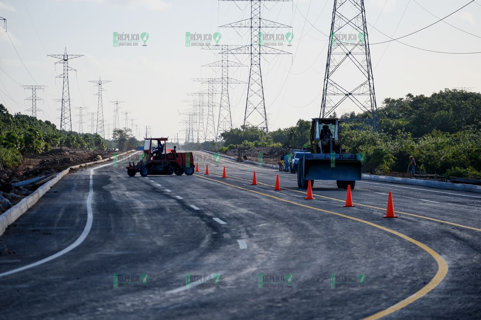 Avanza más del 85% reconstrucción y modernización de Av. Chac Mool: Mara Lezama