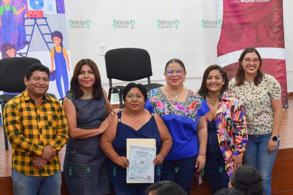 Gobierno de Mara Lezama impulsa la autonomía económica de las mujeres