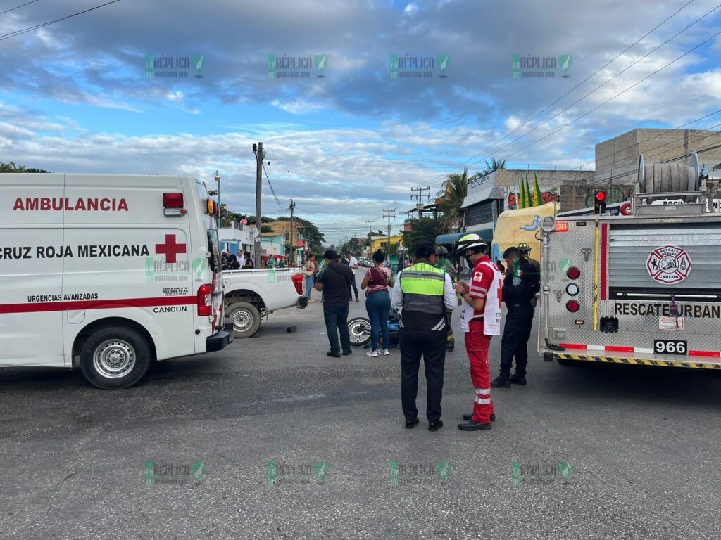 Muere motociclista arrollado por una camioneta en la avenida Ruta 4 de Cancún; quedó atrapado entre las llantas