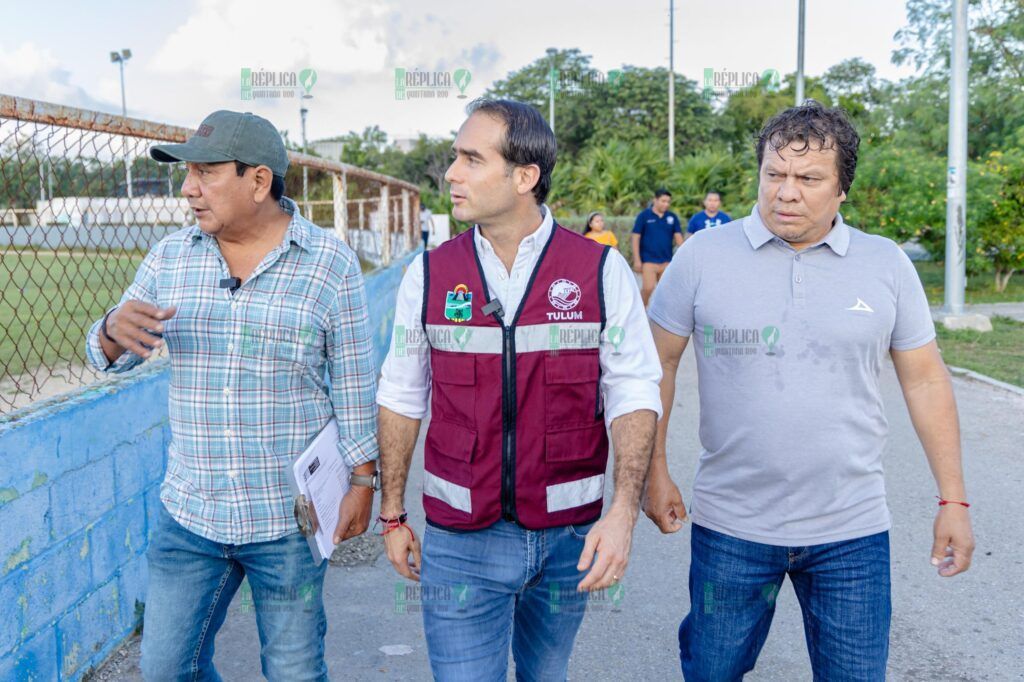 Diego Castañón supervisa avances de la ampliación y rehabilitación de la Unidad Deportiva de Tulum