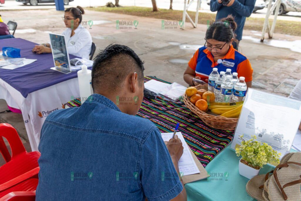 Acercaron vacantes de trabajo en la ejidal