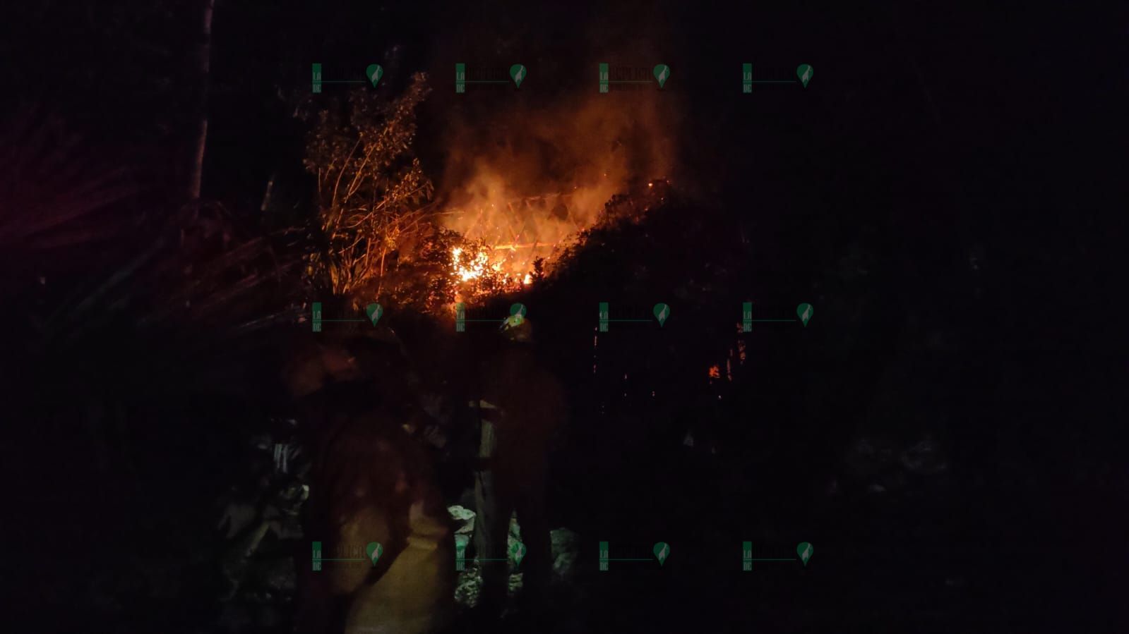 Se incendia casa en la colonia San Antonio Tuk de José María Morelos