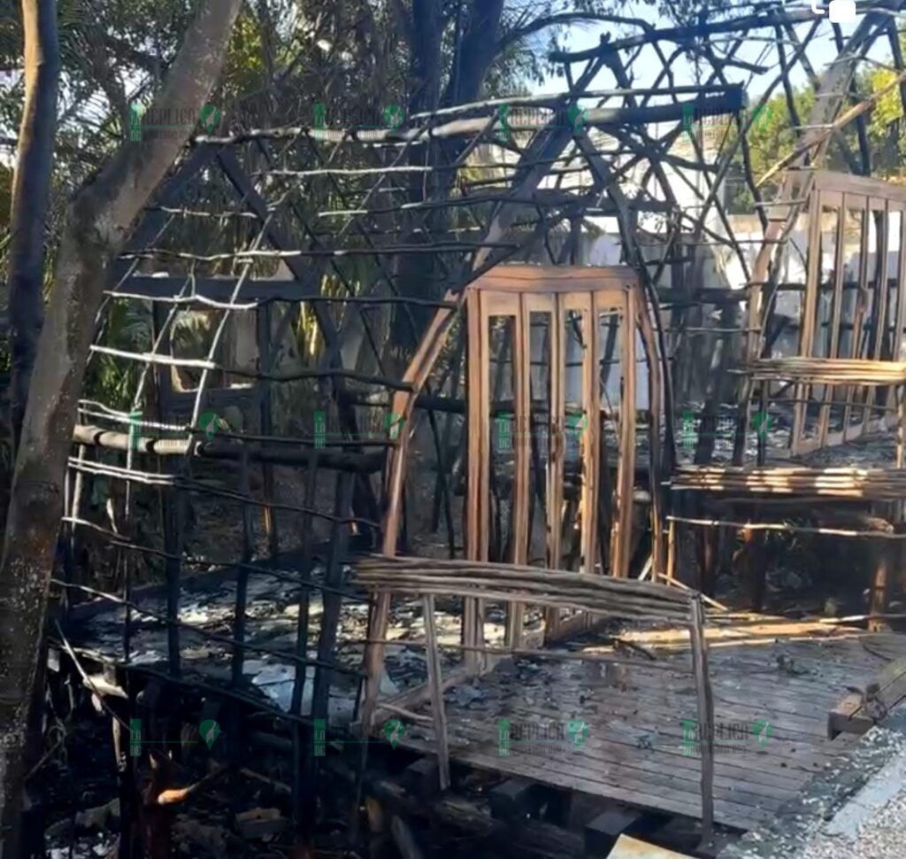 Se incendian cabañas comerciales en el centro de Tulum