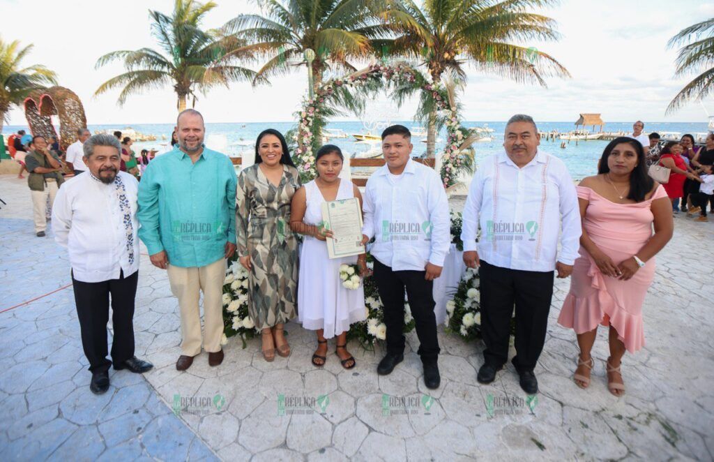 Contraen matrimonio 20 parejas de Puerto Morelos durante las Bodas Colectivas 2024