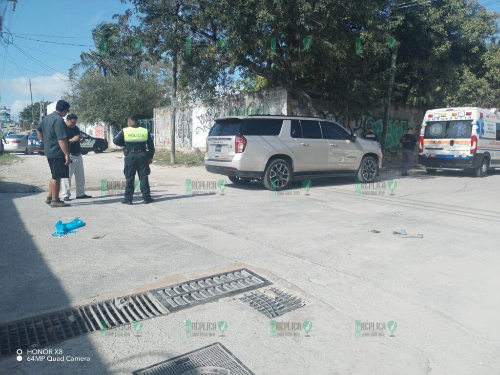 Atropella conductor de camioneta a un hombre de la tercera edad, en el Bulevar Playa del Carmen