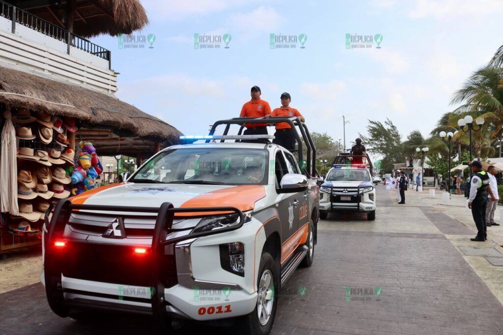 Banderazo del operativo vacacional Semana Santa 2024 en Puerto Morelos