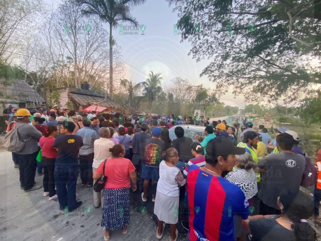 Bloquean ejidatarios acceso a las obras de ‘Puerta al Mar’ en Felipe Carrillo Puerto