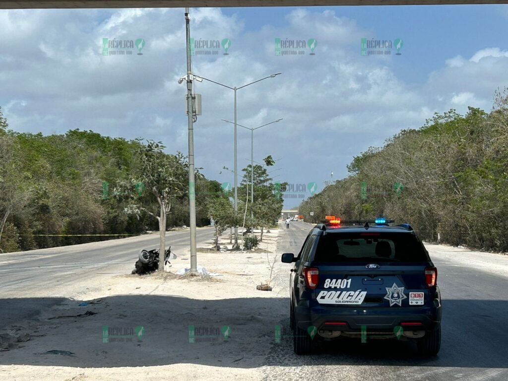 Muere un motociclista tras chocar contra un árbol en la avenida Colosio de Playa del Carmen