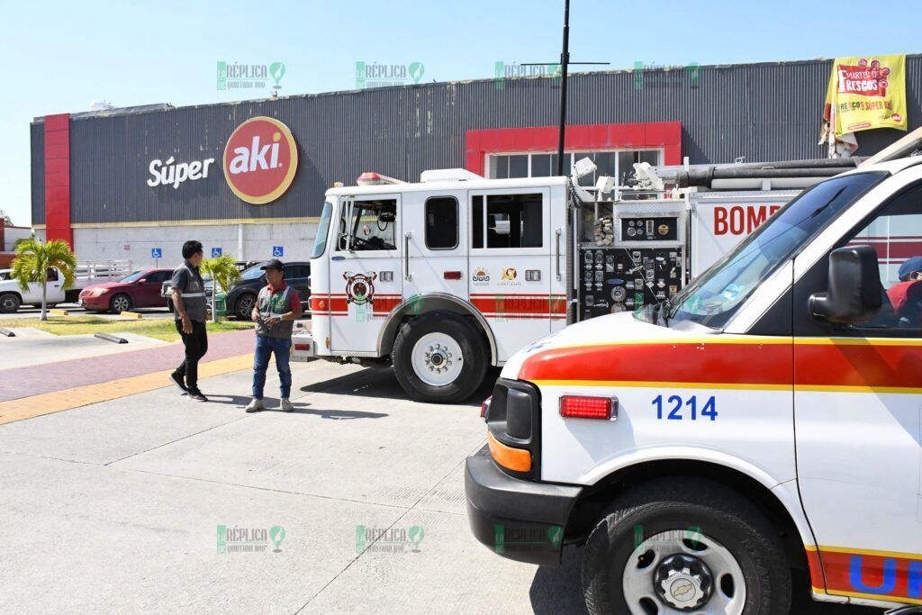 Realizan simulacro en caso de incendios, en Súper Akí