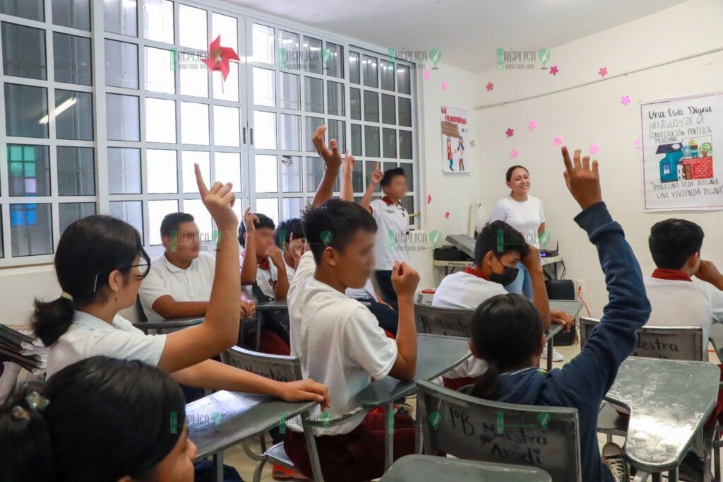 El Instituto Quintanarroense de la Juventud impulsa la difusión de importantes temas en escuelas de Cancún