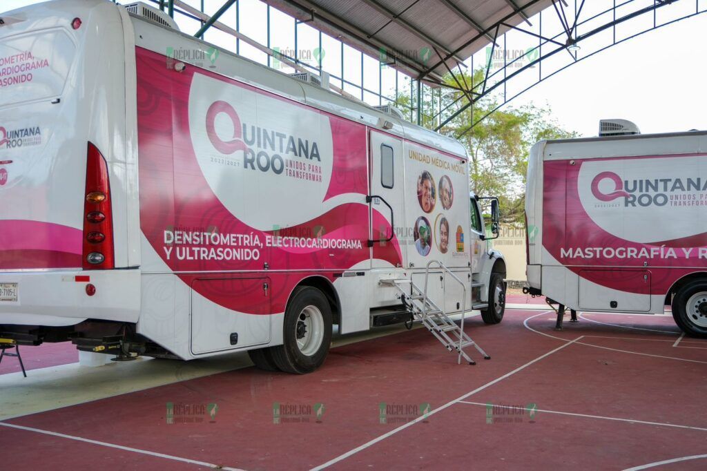 Habitantes de las comunidades rurales de Felipe Carrillo Puerto reciben servicios de salud con caravanas móviles