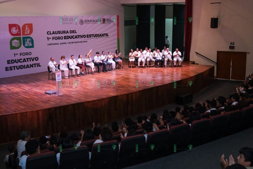 Con gran éxito clausuran el Primer Foro Estudiantil Educativo para estudiantes de secundaria