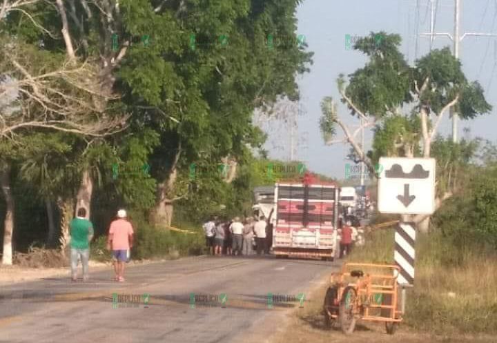 Ejidatarios de nuevo bloquean la 'vía corta a Mérida '