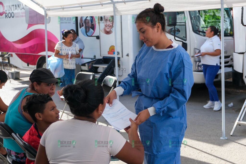 Caravanas de salud llevan atención médica de calidad en Villas Otoch Paraíso y alrededores de Cancún