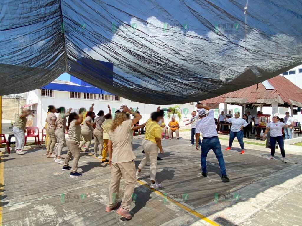 Atiende SESESP a mujeres privadas de su libertad en Cancún y Chetumal