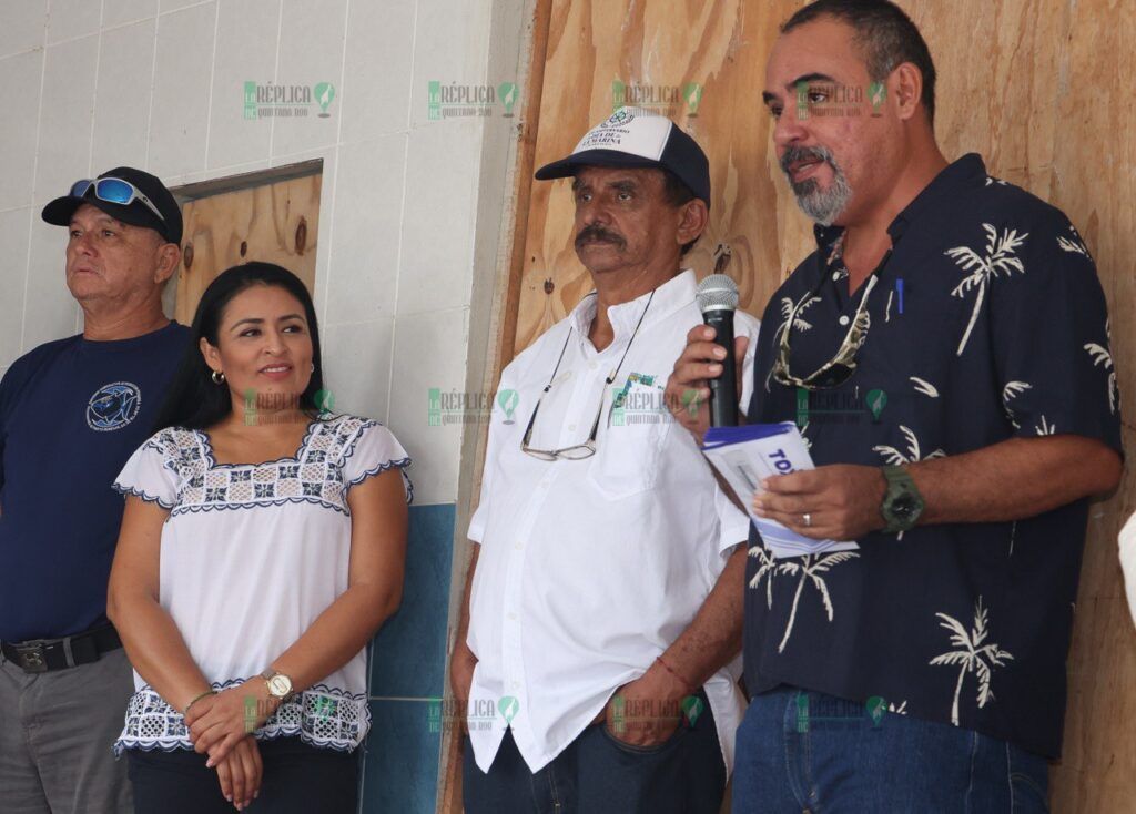 Entregan en Puerto Morelos 47 tarjetas electrónicas del programa “Apoyo en veda para los pescadores”
