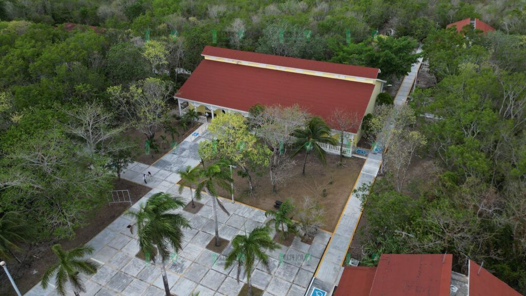 Mara Lezama supervisa la modernización de la UAQROO campus Cozumel con inversión de 3 MDP para el bienestar de las y los estudiantes