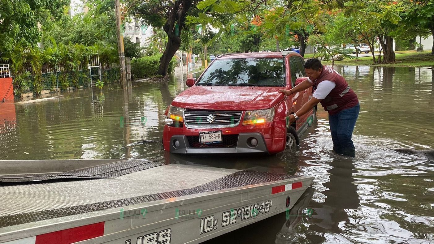 Implementa IMOVEQROO Operativo Tormenta en apoyo a la comunidad en Cancún
