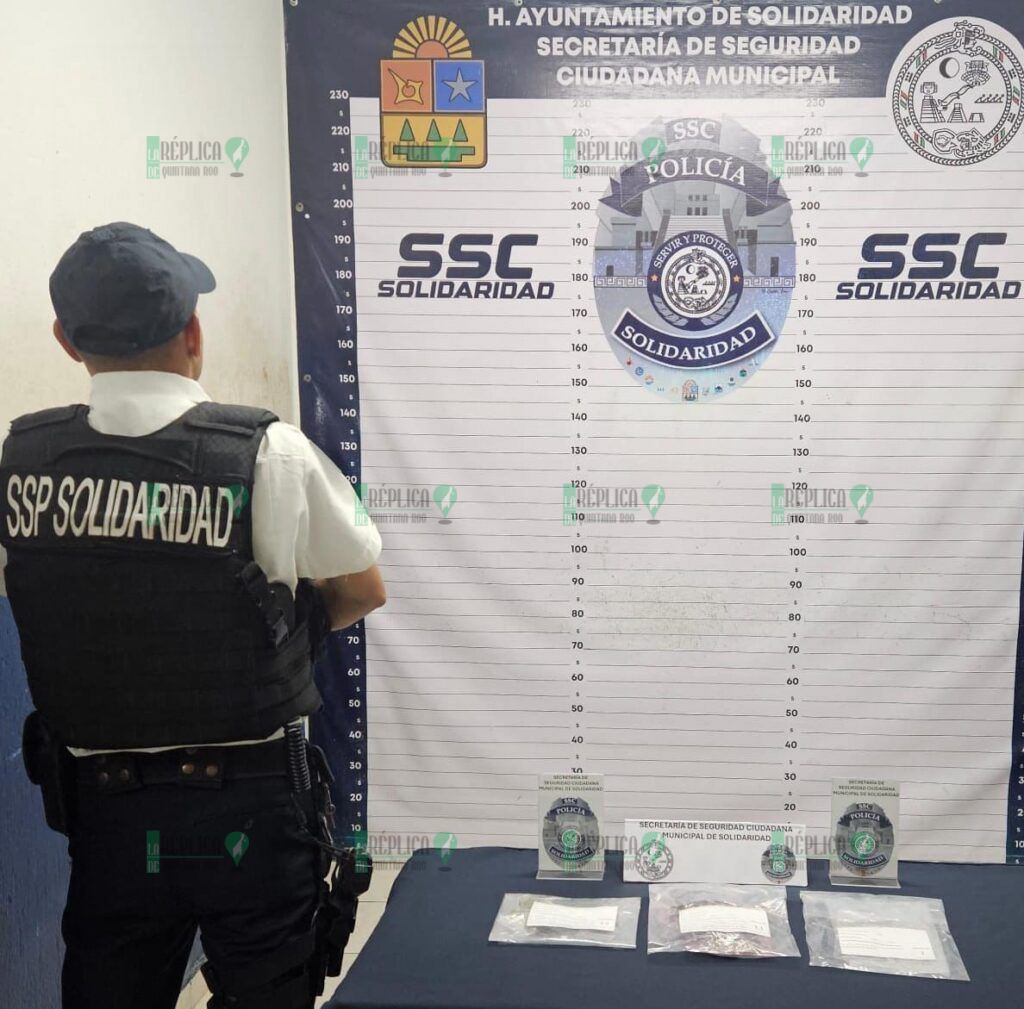 Asegura narcóticos la Policía Municipal de Solidaridad en Av. Constituyentes