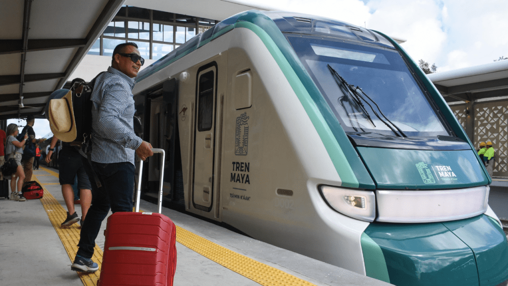 Tren Maya suspende operaciones