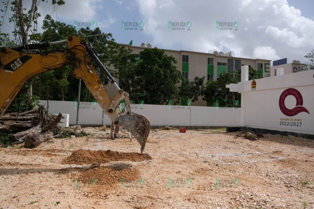 Inicia Mara Lezama construcción de domo en Primaria “Ermilo Abreu Gómez” en Benito Juárez para bienestar de alumnas y alumnos