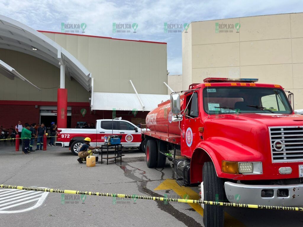 Se incendia sucursal de Cinemex de la Plaza Outlet de Cancún