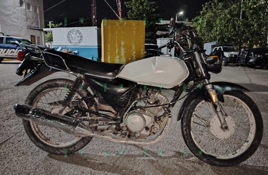 Recuperan moto robada en Villas del Sol