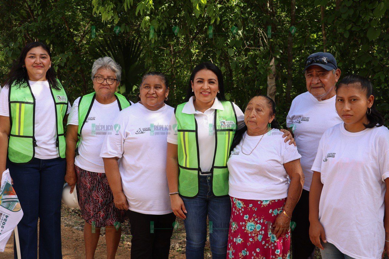 Blanca Merari da el banderazo de inicio de obras de pavimentación en Leona Vicario
