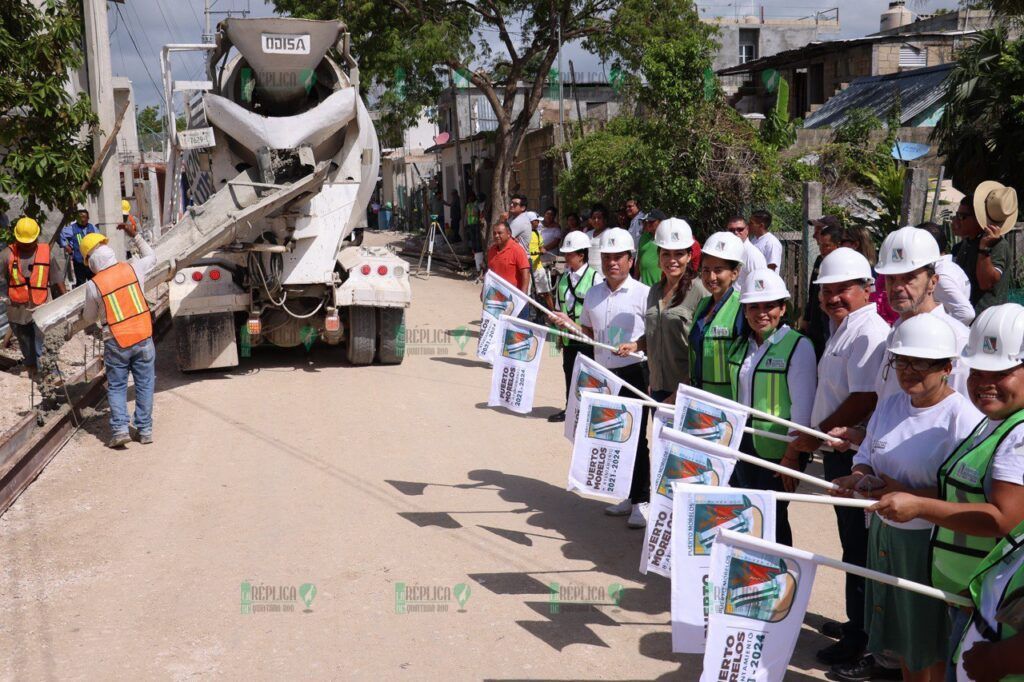 Lleva Blanca Merari calidad de vida a las familias de la fe con la construcción de banquetas y guarniciones