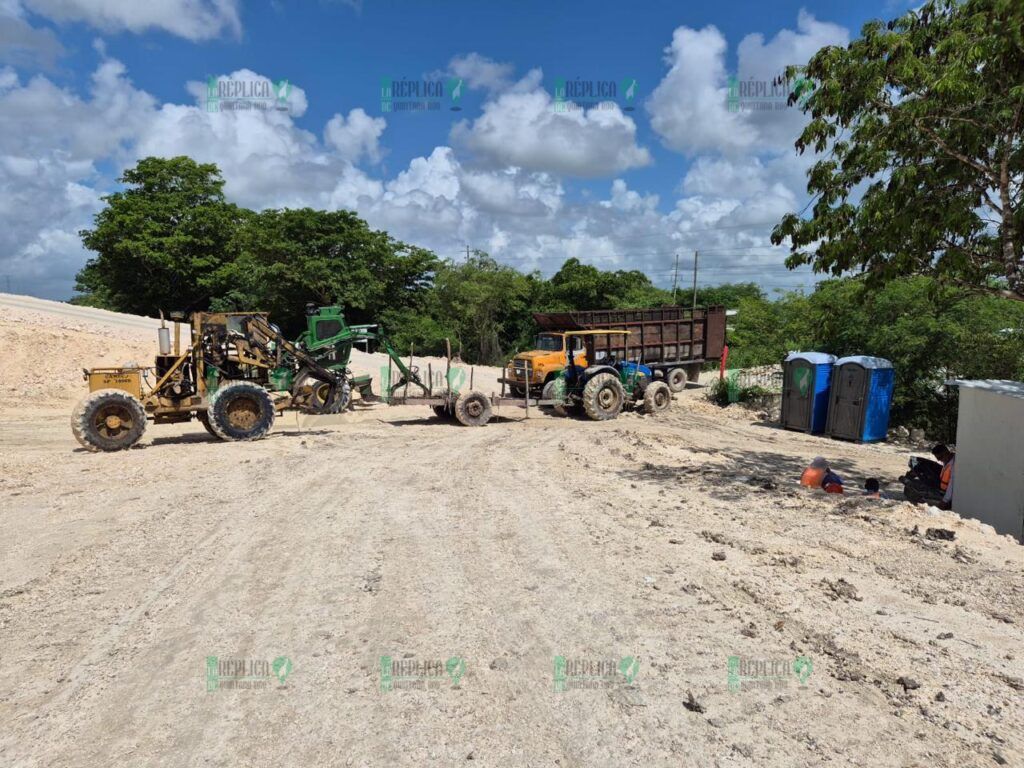 Bloquean ejidatarios accesos a obras del Tren Maya en Othón P. Blanco