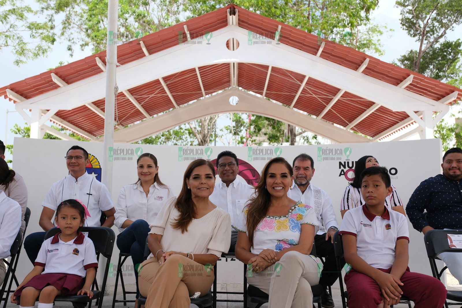 Inaugura Mara Lezama Arco Techo en preescolar “Hermenegildo Galeana” en Paraíso Maya