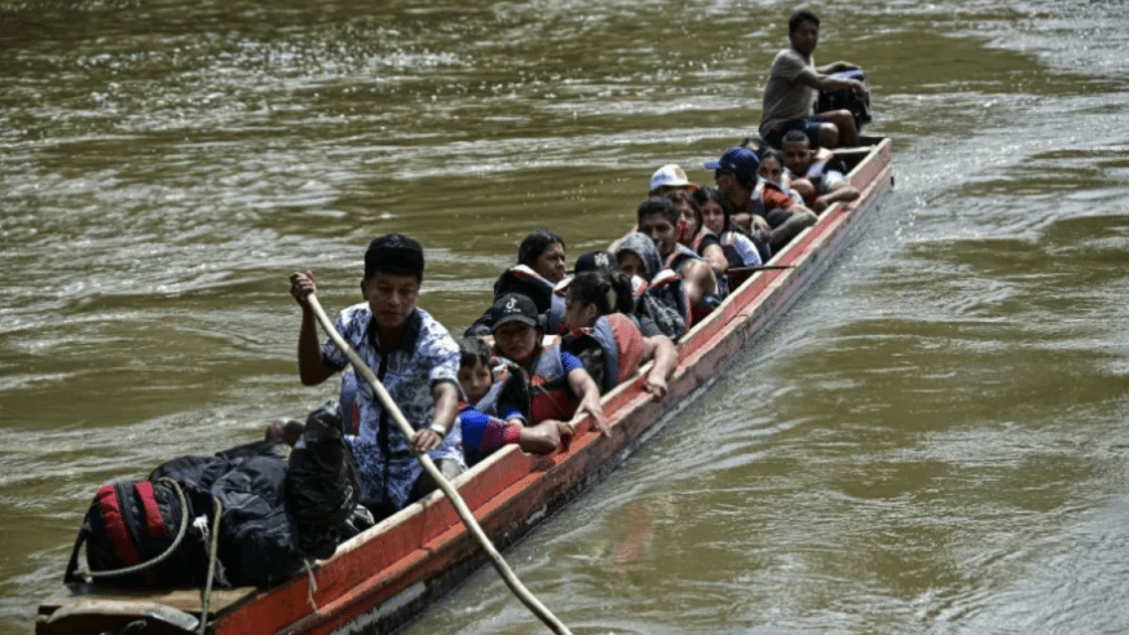 Mueren diez migrantes ahogados en un río en Panamá