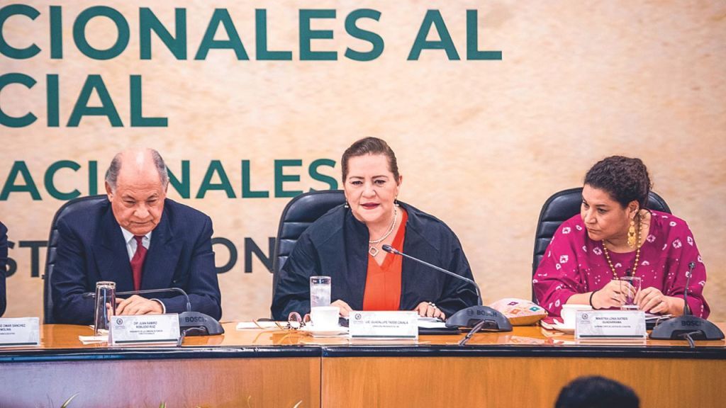 Propuestas. La ministra Yasmín Esquivel propone que antes de la elección de jueces y magistrados, primero se aplique una revocación