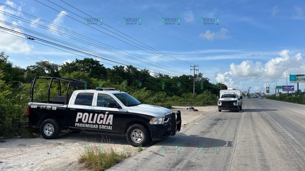 Hallan 4 ejecutados en el tramo Cancún-Puerto Morelos; hay un detenido por manipular el cuerpo