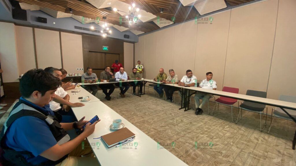 Realiza COEPROC en Tulum, reunión con directores municipales de Protección Civil para continuar fortaleciendo la prevención en la Temporada de Lluvias y Ciclones Tropicales 2024