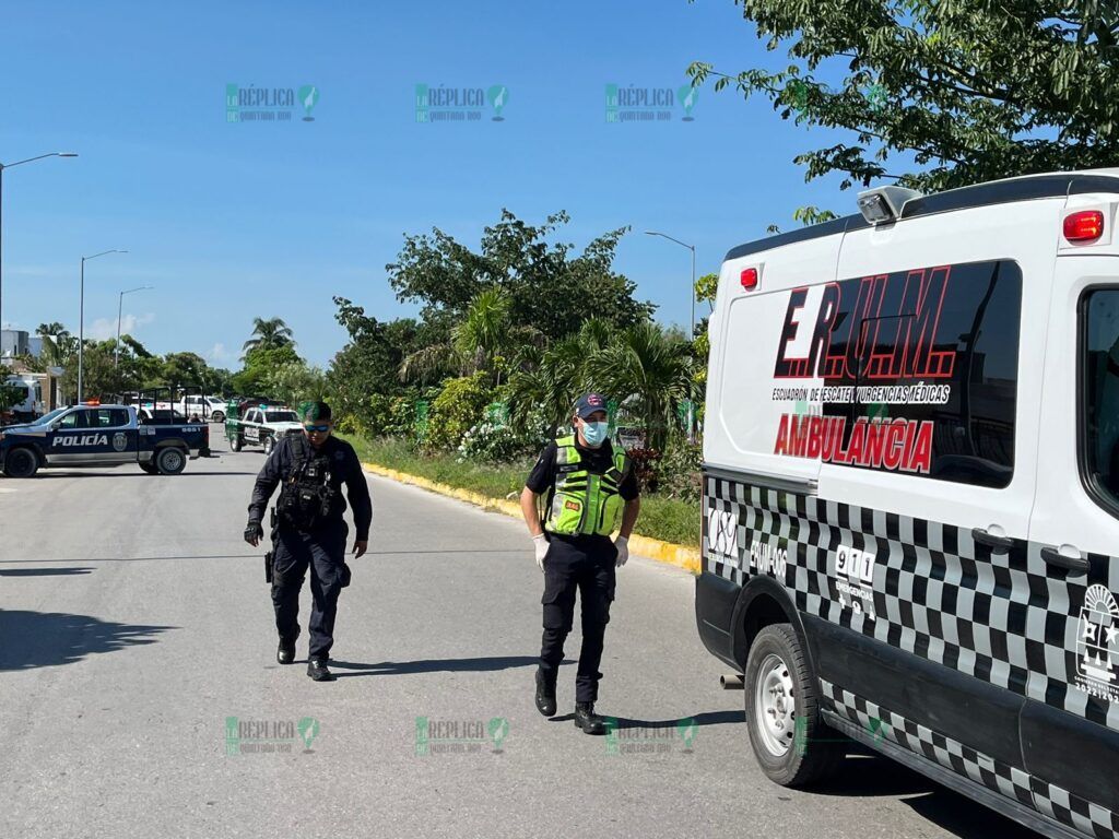 Ejecutan a un hombre afuera de su casa en el fraccionamiento Gran Santa Fe de Cancún