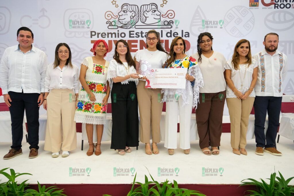 Gobernadora Mara Lezama reconoce e impulsa el talento quintanarroense a través del Premio Estatal de la Juventud 2024