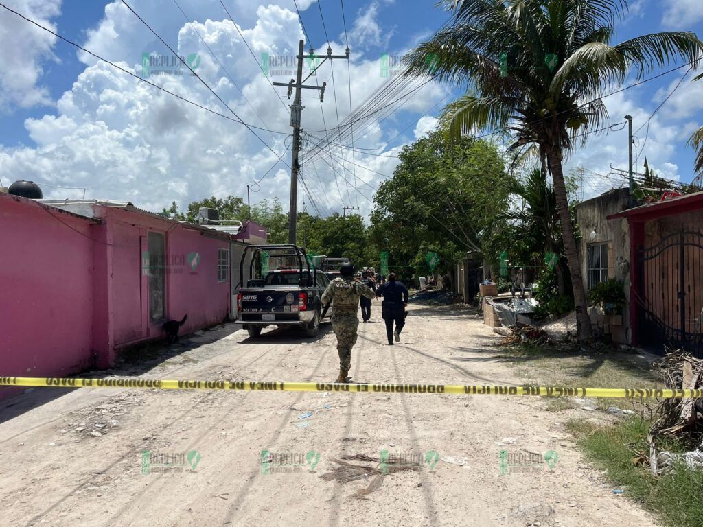 Ejecutan a dos jóvenes y uno queda herido en la Región 236 de Cancún