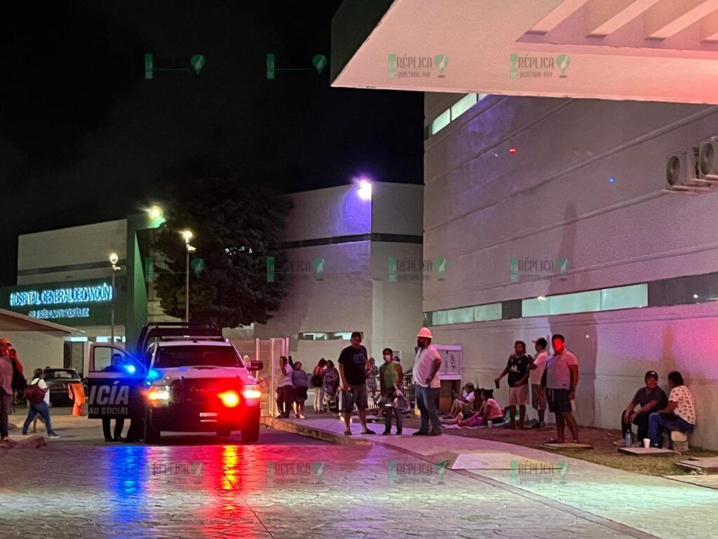 Hieren de bala a un joven en gasolinera de la Región 242 de Cancún