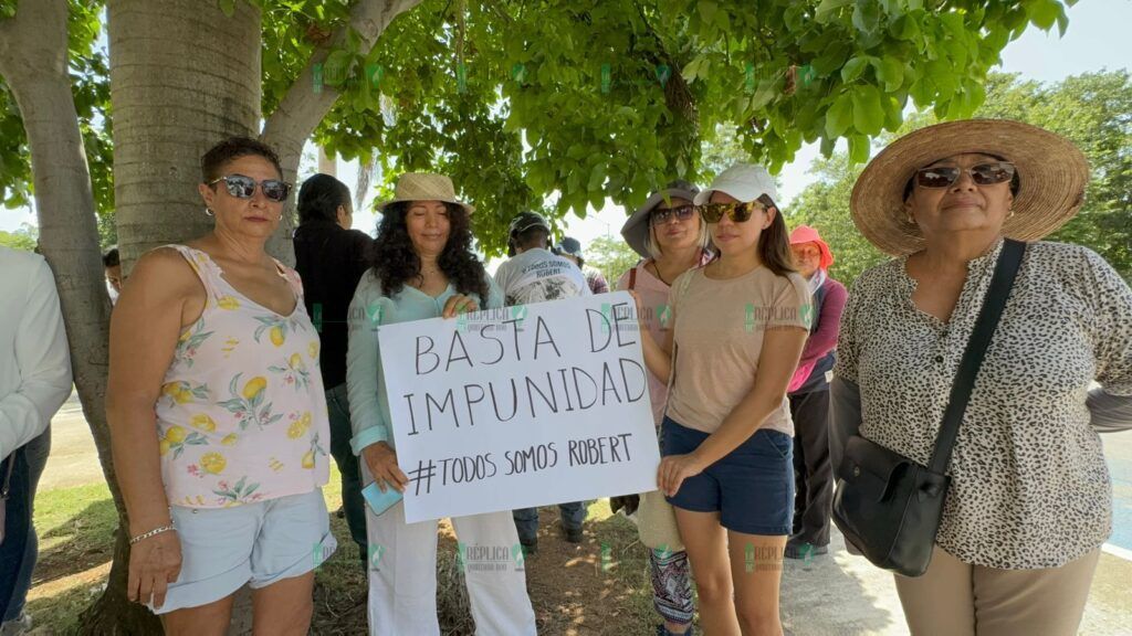 Piden justicia para Roberto, previo a audiencia en Playa del Carmen