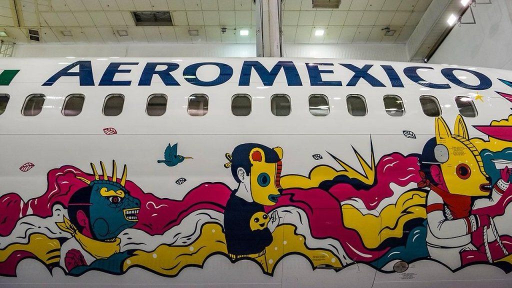 Como parte de la celebración de su 90 aniversario, Aeroméxico puso en operación uno de sus nuevos aviones llamado Kukulcán