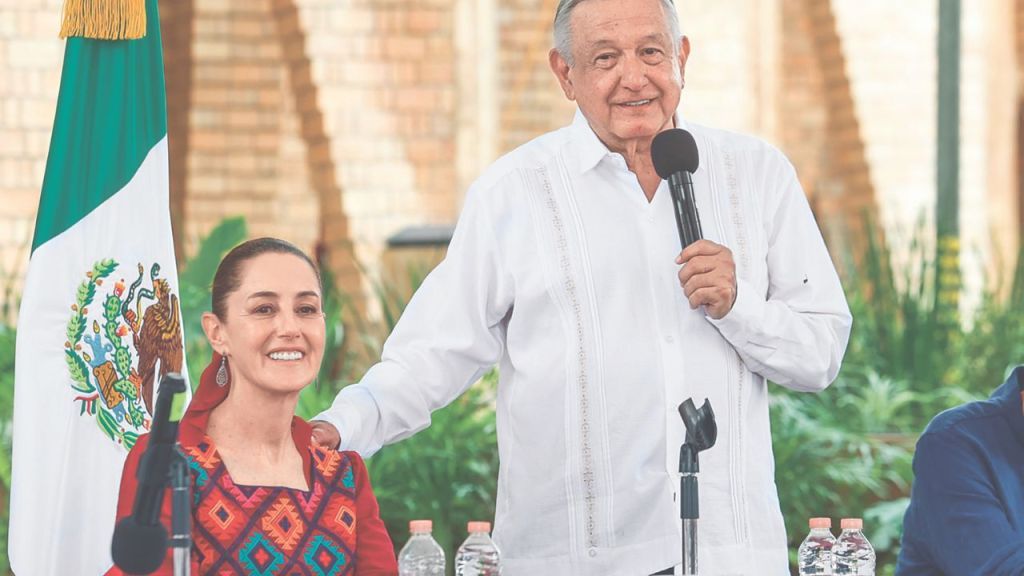 Tepic. El presidente López Obrador y Claudia Sheinbaum supervisaron los avances en obras de infraestructura.