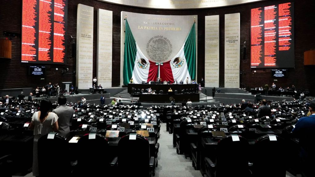 Diputados aprueban incluir los delitos de extorsión, narcomenudeo y los previstos en la producción ilegal y distribución de drogas sintéticas