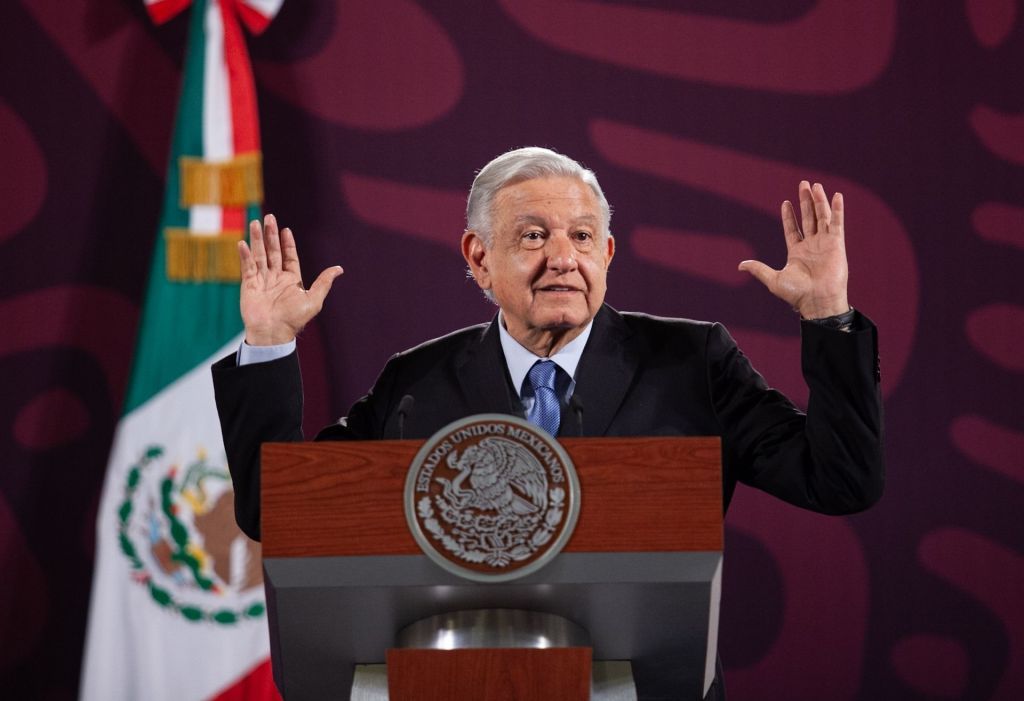 Primera acción de la Presidenta, renovar estímulos fiscales en la frontera norte: AMLO