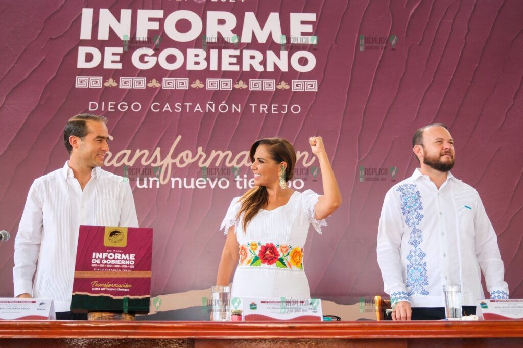 Mara Lezama asiste al Tercer Informe Municipal con Diego Castañón Trejo donde se impulsa la Transformación para un nuevo tiempo en Tulum