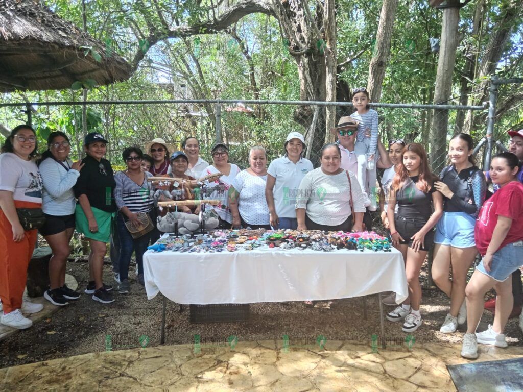 El IBANQROO, Fundación ADO y la Comunidad de Raudales, se suman al Día Internacional de Limpieza de Playas en el Santuario del Manatí