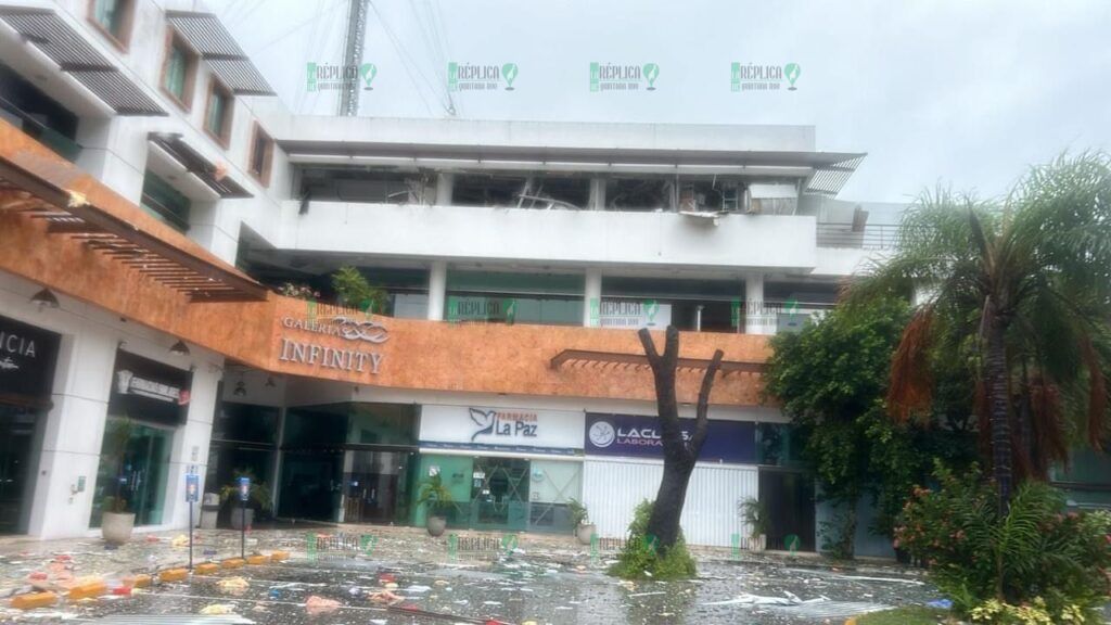 Deja cuantiosos daños materiales explosión en la Plaza Infinity de Cancún