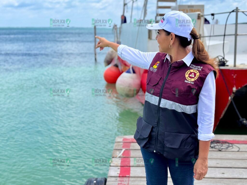 Supervisa Mara Lezama el desahogo de calles y entrega apoyos a pescadores, tras el paso de “Helene”