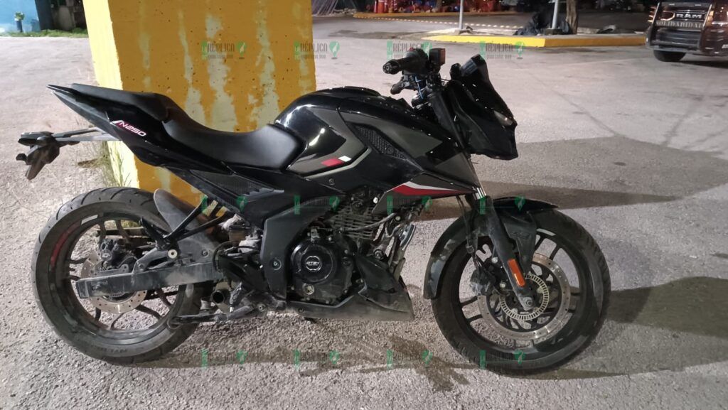 Recuperan moto robada en Villas del Sol